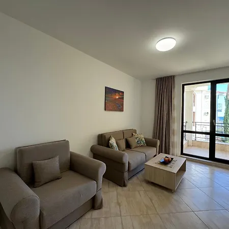 Horizon 13 'a' Апартаменти *