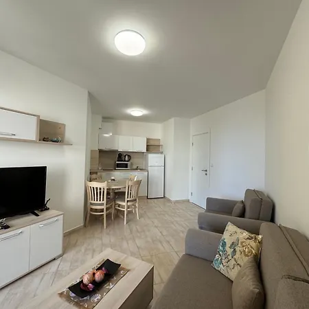 Apartment Horizon 13 'a' *