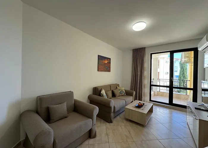 Horizon 13 'a' Апартаменти *