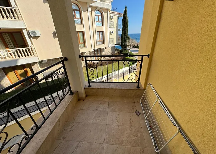 Horizon 13 'a' * Sveti Vlas